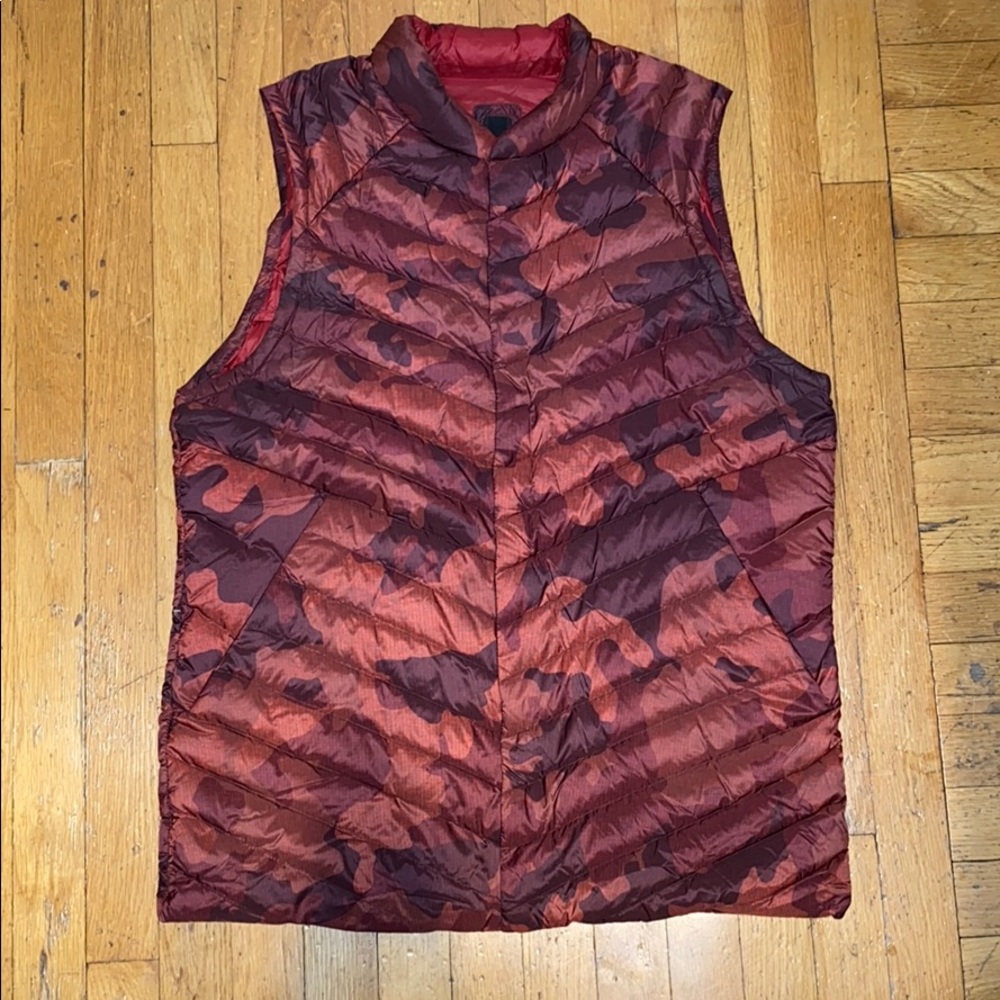 Lululemon Camo Vest